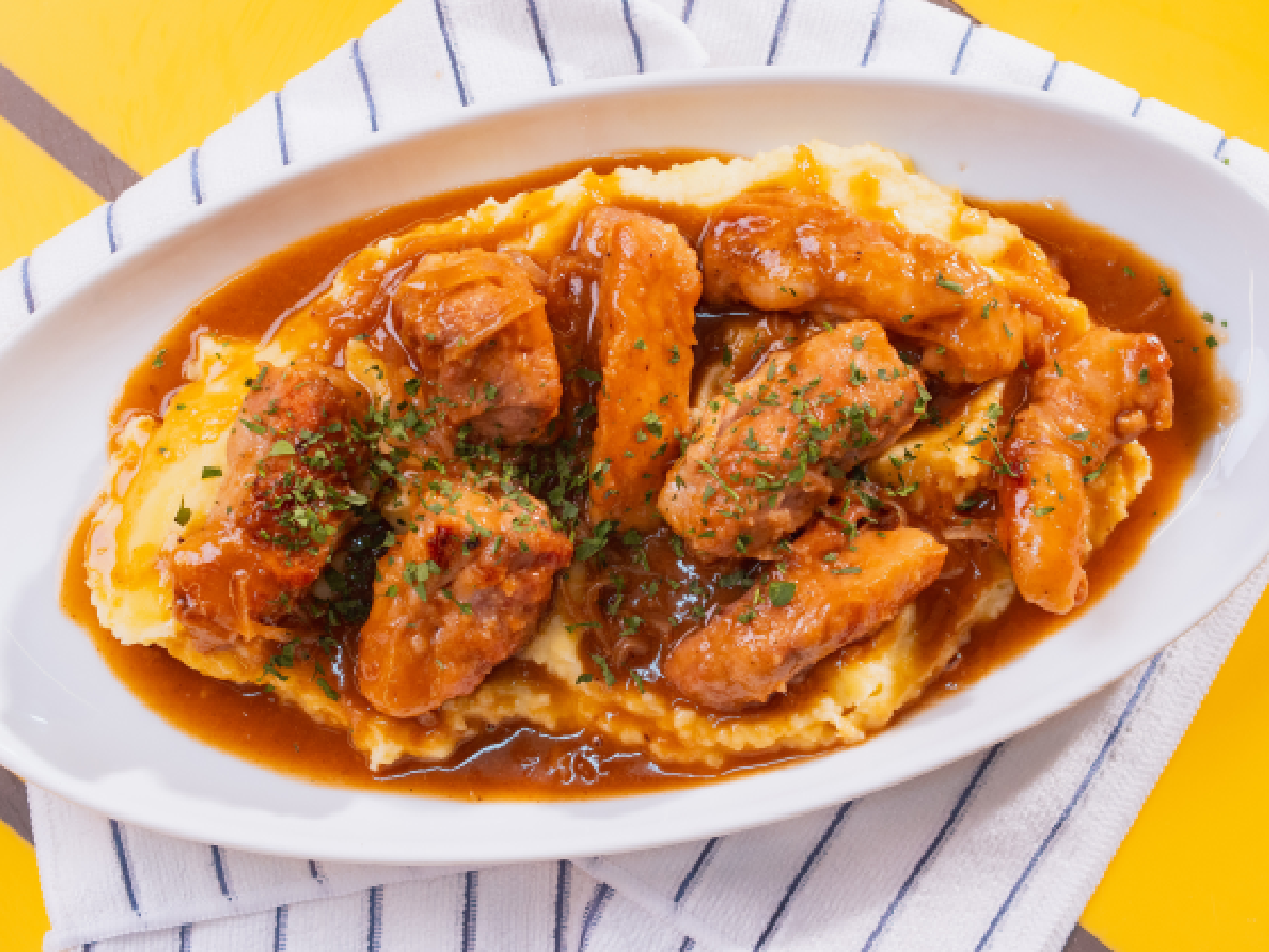 FAJITA DE CERDO EN SALSA DE CEBOLLA Y VINO